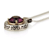"Ein Yaakov" pendant with stone engraved with names (in gold), silver and gold